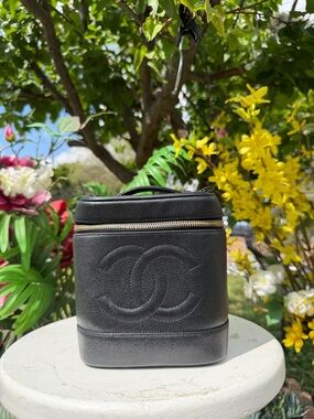 CHANEL Black Quilted Vanity Case with Gold Zipper